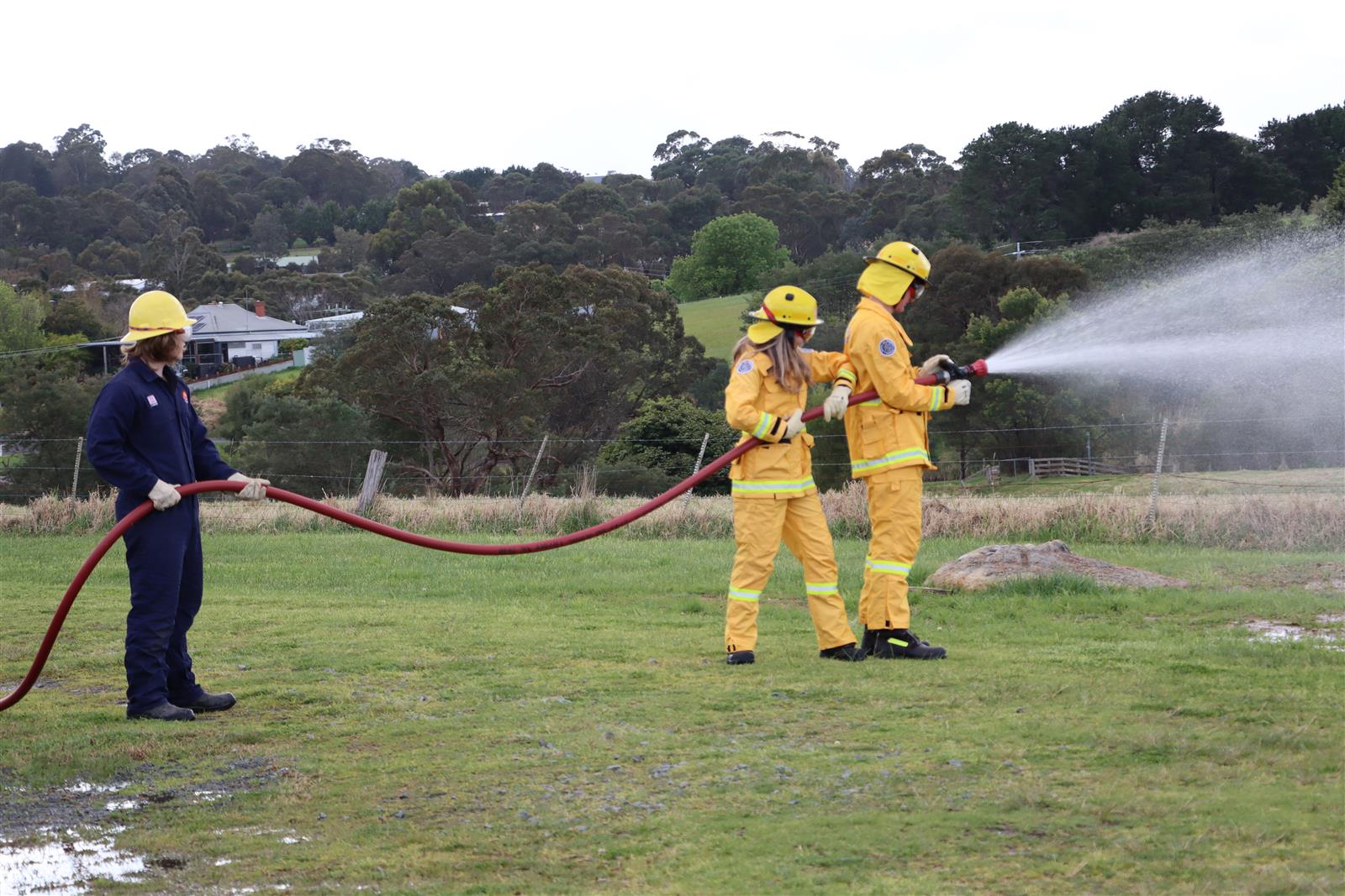 Metung Cadets & Juniors set up for Entrapment Drill
