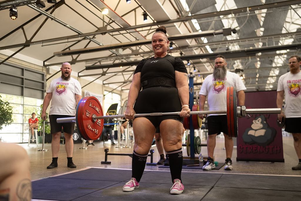 Kylie's massive 165kg deadlift