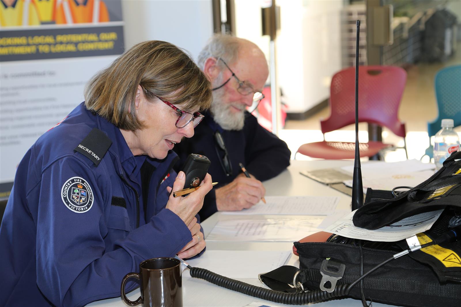 Dumbalk Secretary Chris Oliver and Pound Creek member Allan Archbold acted as the radio control centre during the Group Exercise.