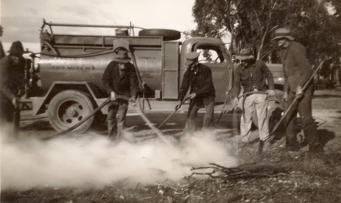 Firefighters at Tarrawingee fire